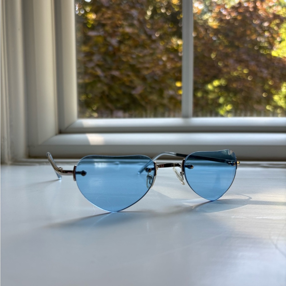 Stylish Blue Aviator Half Heart Sunglasses